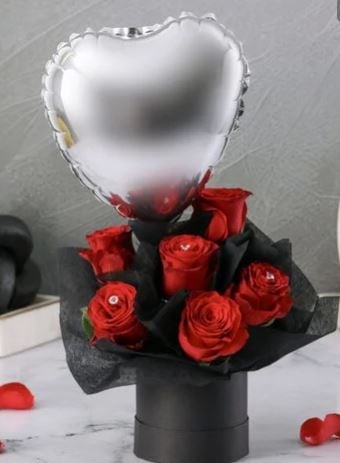 Hat Box Roses With Silver Heart
