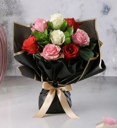 Tricoloured Rose Bouquet