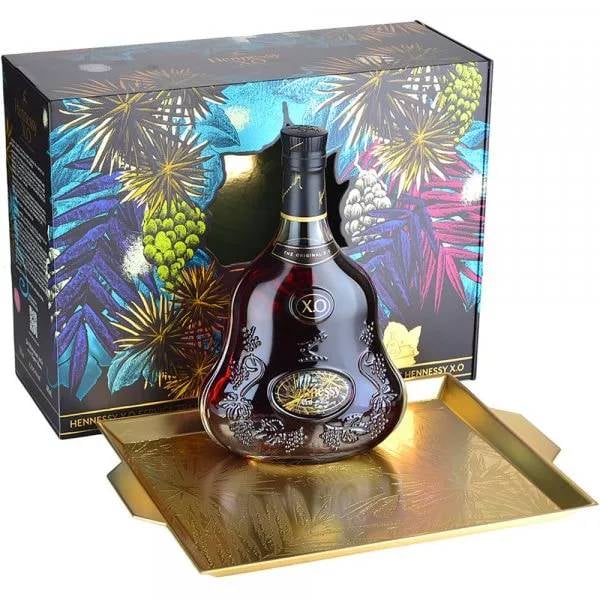 Hennessy XO Cognac 70cl & Service Tray Limited Edition by Julien Colombier