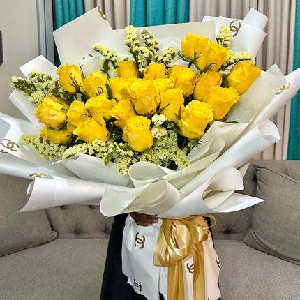 Yellow Roses (12 stems yellow Ecuadorian roses)