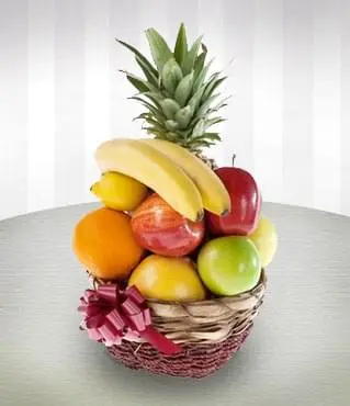 Classic fruit basket