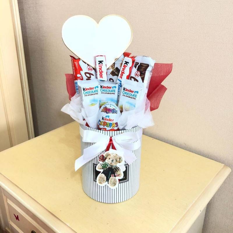 Bouquet,of,Kinder,Chocolates