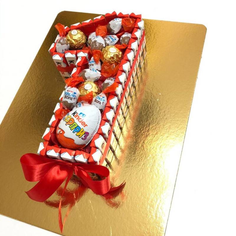 Tort,tcifra,1,iz,kinder,shokoladok