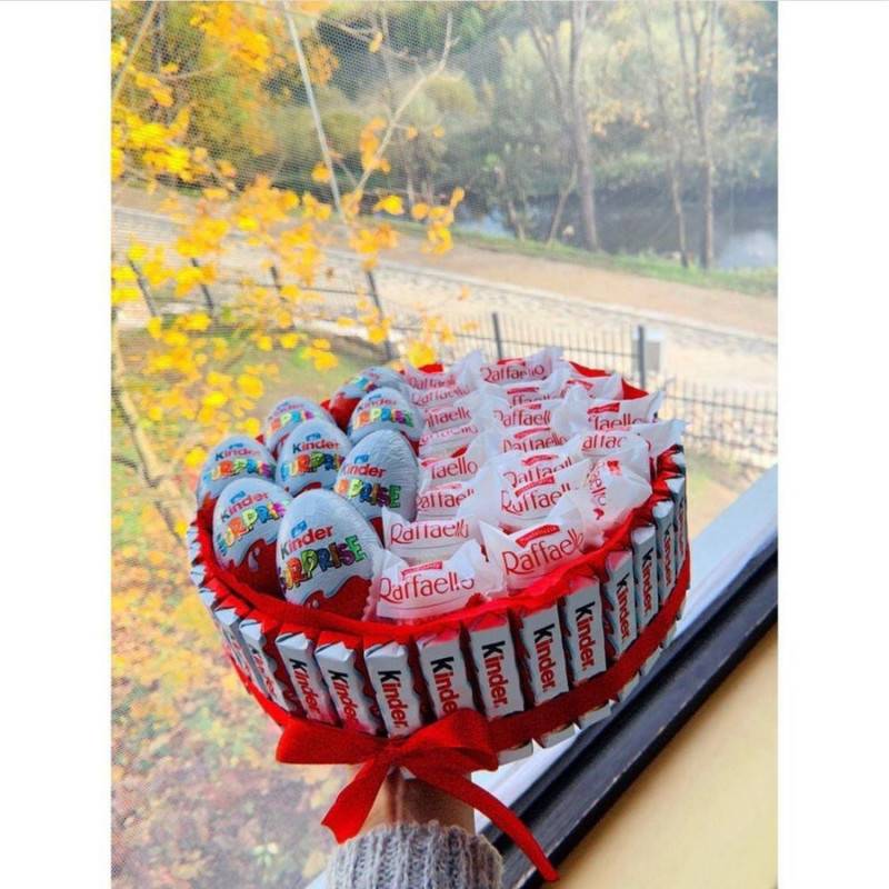 Kinder,chocolate,cake