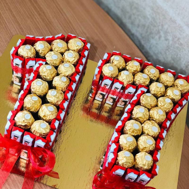Tort,tcifra,iz,kinder,shokoladok,i,konfet,raffaello