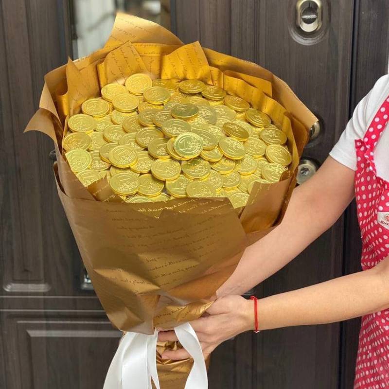 Bouquet,on,the,coin.,Sweat,bouquet,on,chocolate