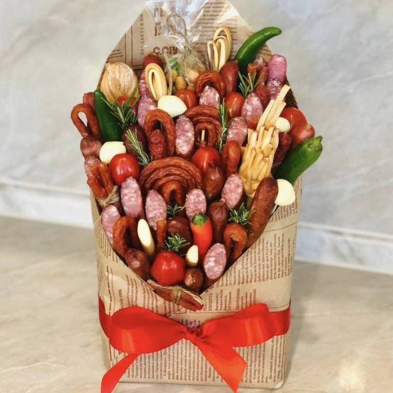 A,bouquet,of,sausages,for,men