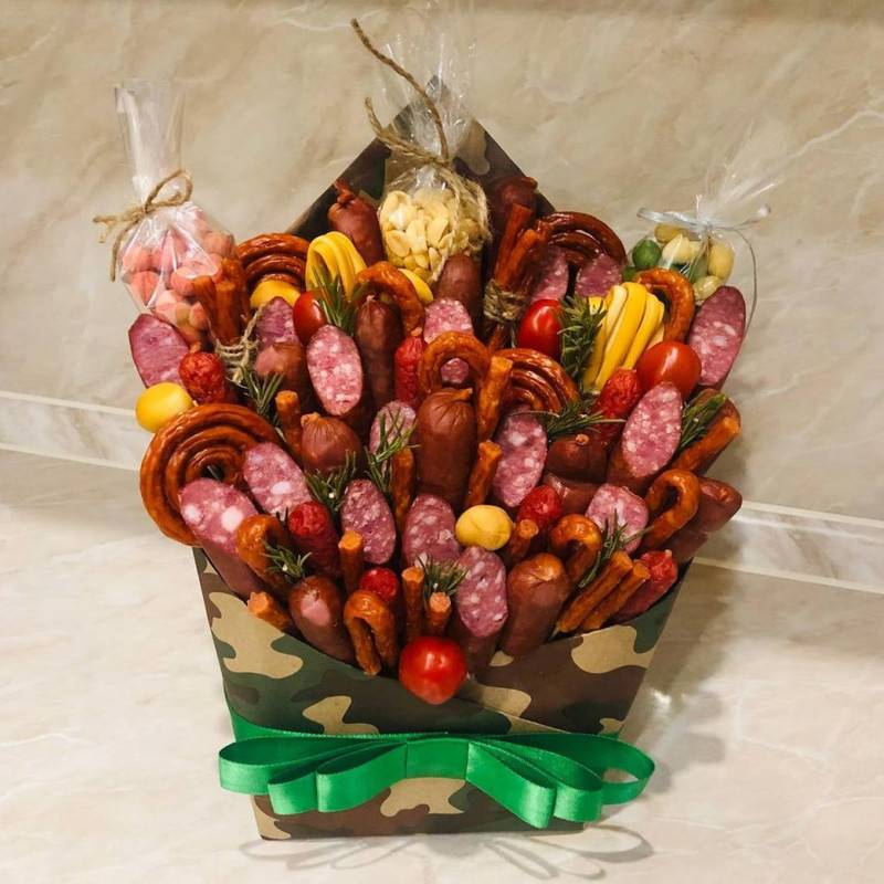 A,bouquet,of,male,sausages,in,an,envelope