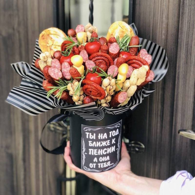 Bouquet,of,products,with,sausage
