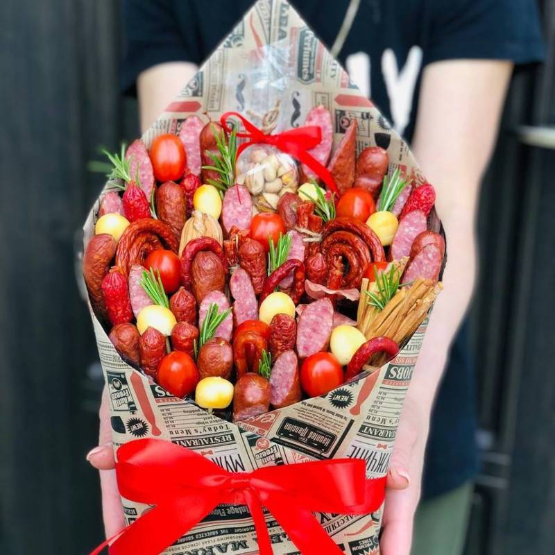 Sausage,bouquet,in,envelope