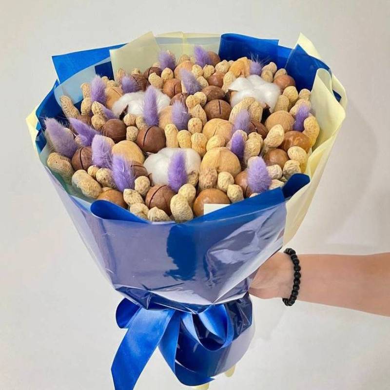 Orehovij,bouquet,dlya,restaurant