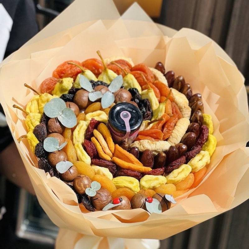 Buket,iz,suhofruktov,podarok,uchitelyu