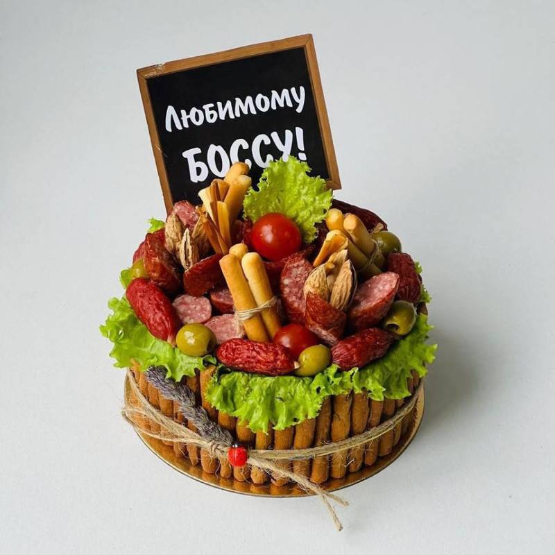 Gift,the,boss,a,bouquet,of,sausages