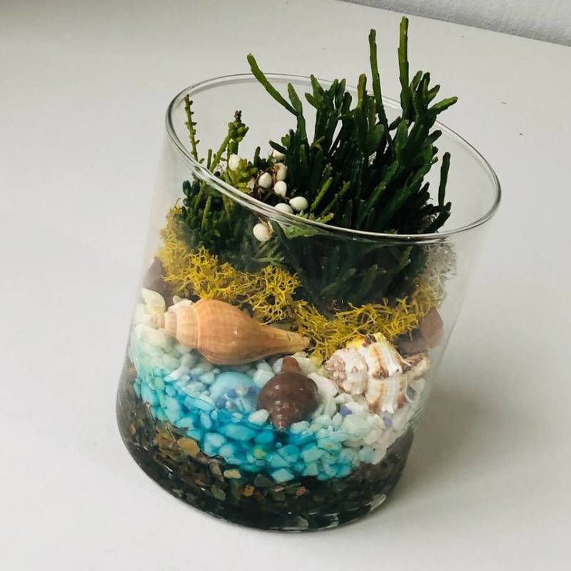 Mini,floraium,in,flask
