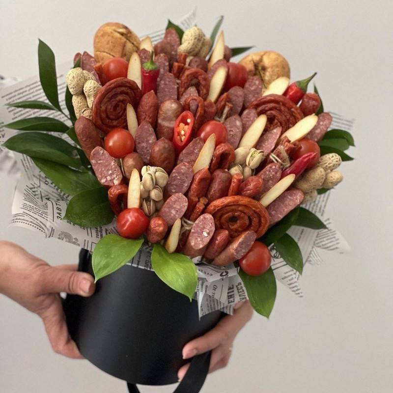 A,bouquet,of,sausages,for,men