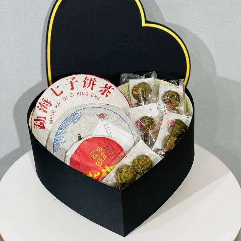 Gift,set,of,elite,tea,for,men