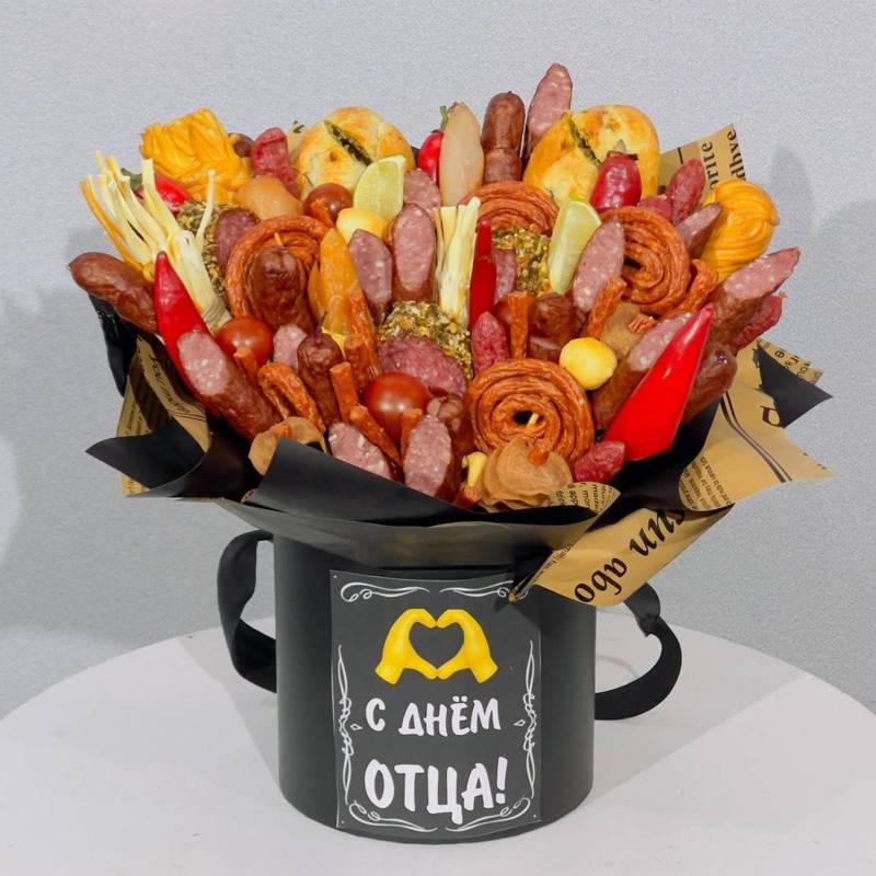Buket,iz,kolbasi,i,zakusok,dlya,papi