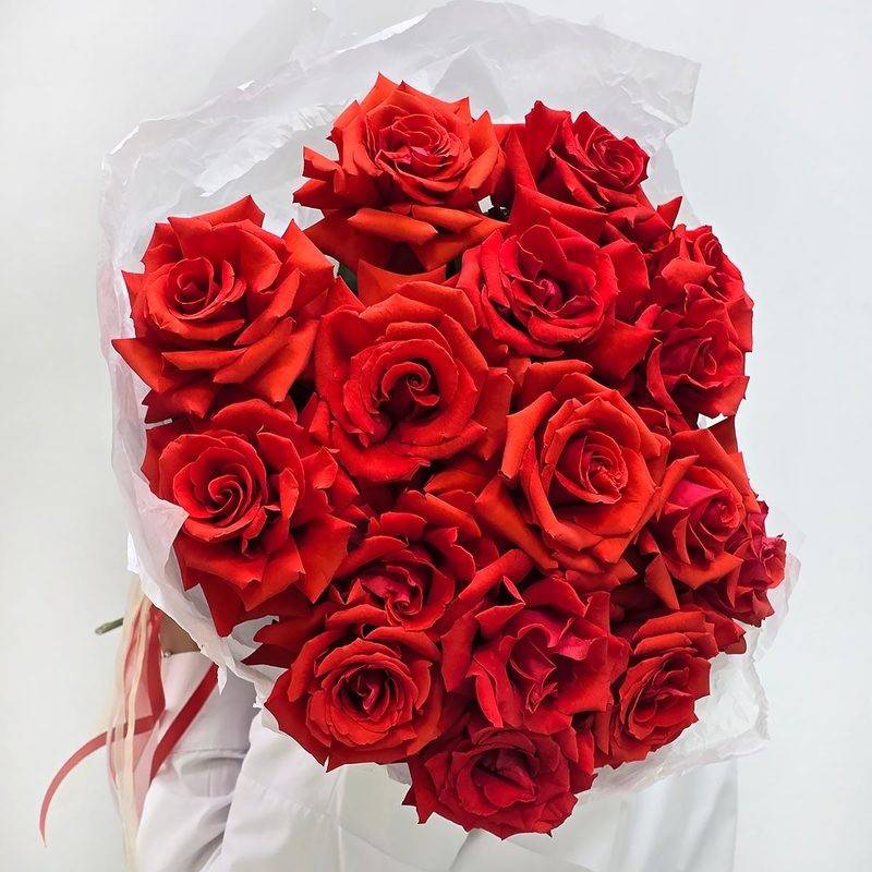 Fiery,bouquet,of,French,Roskosh,roses_