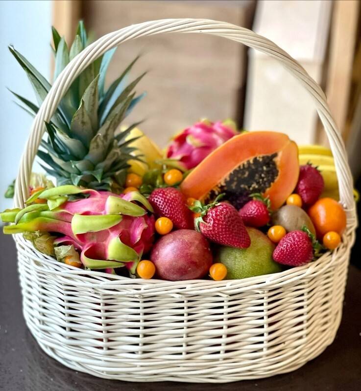 Fruit,basket,A,chic,fruit,basket,with,berries,and,exotic,fruits