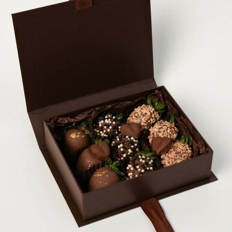 Set,of,strawberries,in,chocolate,"Bliss"