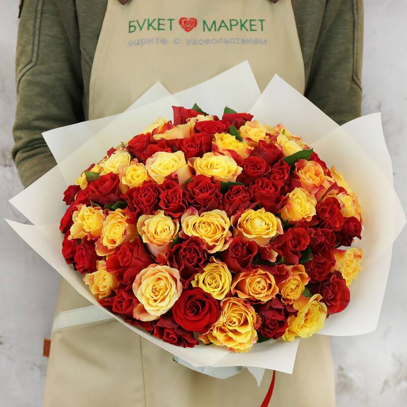 Bouquet,of,75,varieties,of,roses,in,Kenya,40,cm.