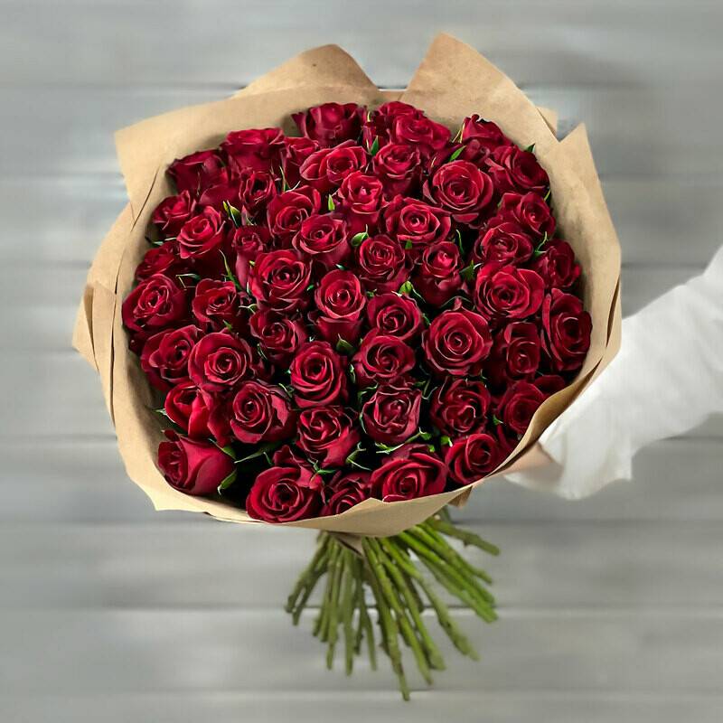 65,red,roses,in,force,Kenya,40,cm.