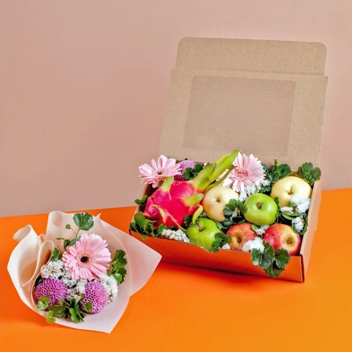 A Wholesome Fruit Box
