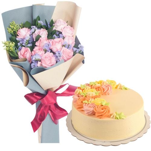 11 Pink Roses with Vanilla Message Cake By Max's