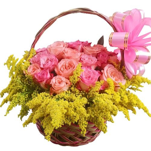 1 Dozen Pink Color Roses in Basket