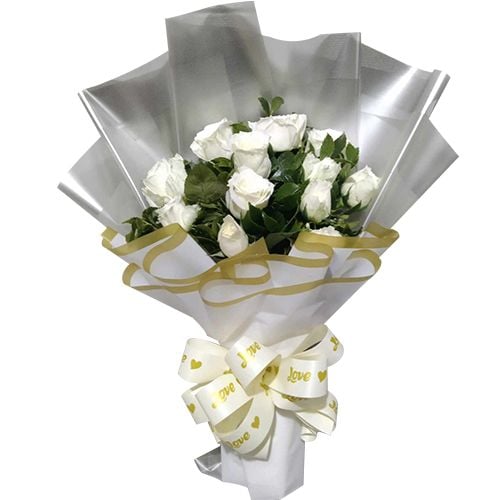Simple 12 White Roses Bouquet