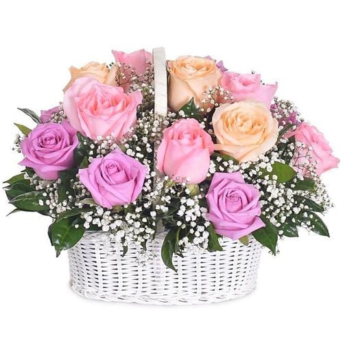 Imported 12 Pink Roses Bouquet