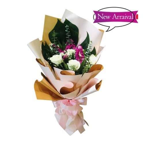 3pcs White Roses in Bouquet