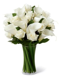 Harmony (18 Roses + 4 Calla Liliesus)