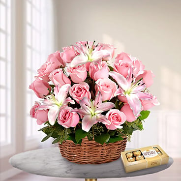 Romance with You (6 Roses + 2 Lilies stems)