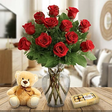 Lover`S Passion (12 Roses + Teddy Bear)