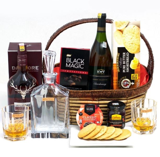 Chardonnay And Dalmore Family Gift Hamper
