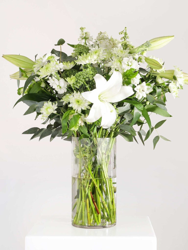 Mixed St Joseph Lily Bunch (Single (3 Lilies))