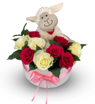 Box of flowers Olivia (Medium)