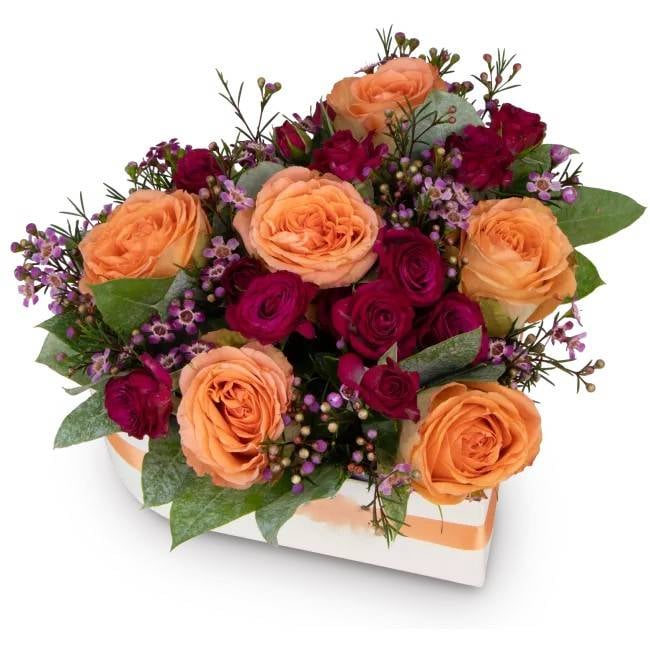 Flower box od roses – Peach Fuzz love (Medium)