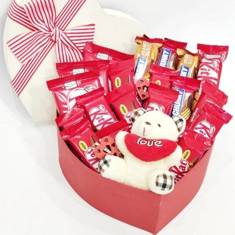 Capture My Heart Gift Box