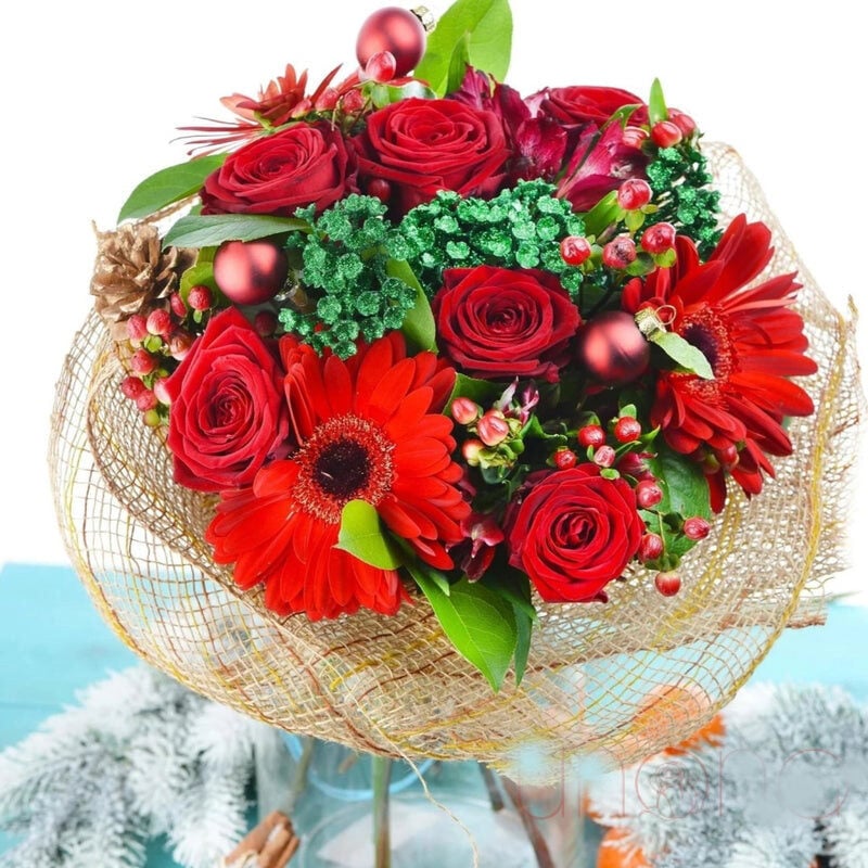 Holiday Splendor Bouquet (regular)