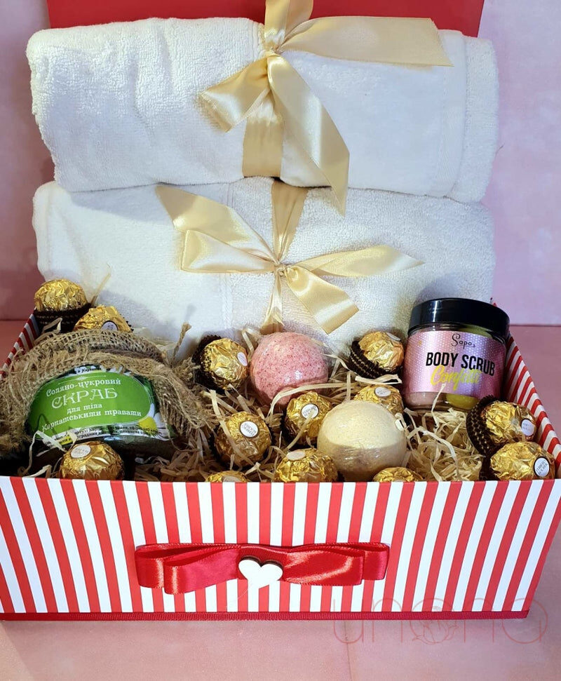 New Honey For My Honey At-Home Spa Gift Set
