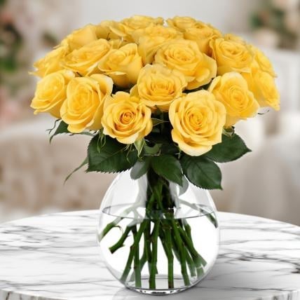Yellow Roses Vase (12 Roses)