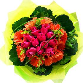 Bouquet of 12 Pink Roses & 10 Gerberas with some foliage
