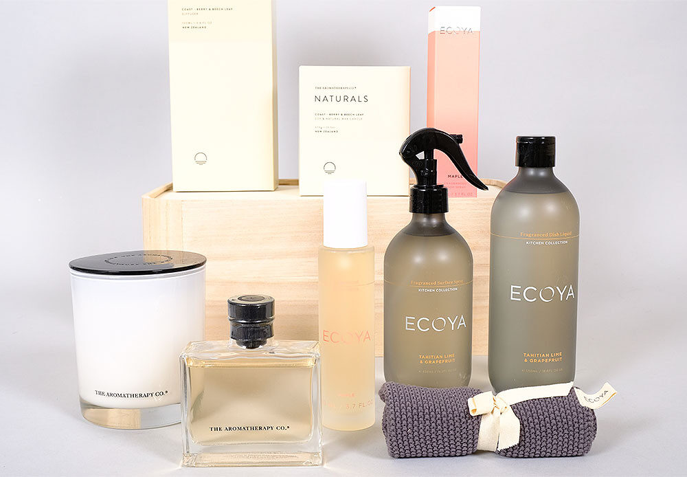 Ecoya Deluxe Home Gift Set
