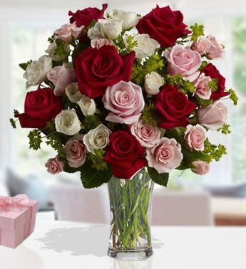 Cupids Love (10 Red ,10 Pink And  10 White Roses)