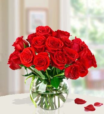 Surprise The Lady (15 Red Roses)