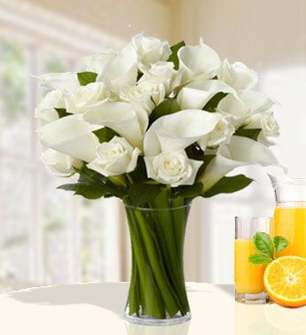 Divinely Gift (12 White Roses And  10 Calla Lilies)