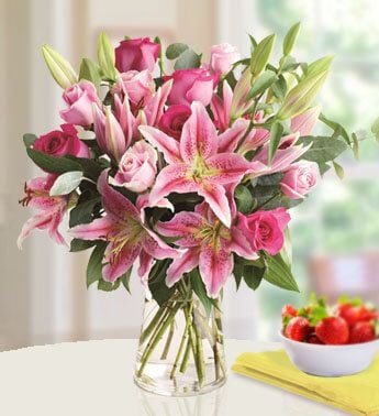 Passionate Pink (21 Pink Lilies , 18 Pink Rose)