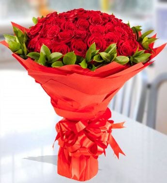 Sweet Surprise (60 Red Roses)